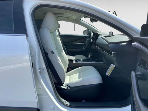 New 2025 MAZDA CX-30 2.5 Turbo w/ Premium Package image 15