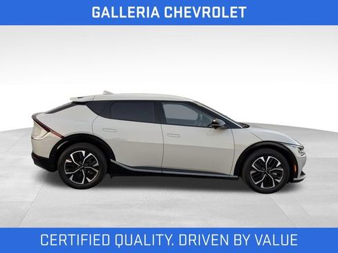 Used 2023 Kia EV6 Wind w/ Wind Technology Package AWD/4WD image 2