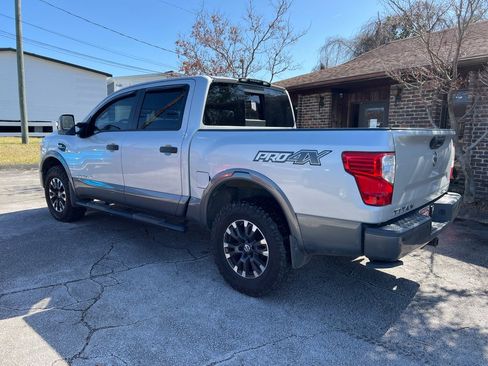 Used 2017 Nissan Titan PRO-4X w/ Pro-4x Convenience Package image 2