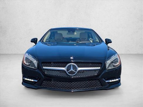 Used 2014 Mercedes-Benz SL 550 image 2