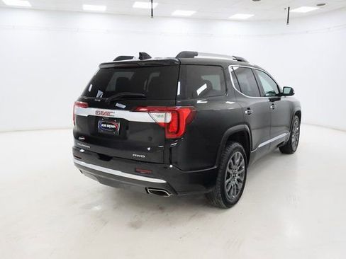 Used 2023 GMC Acadia Denali w/ Black Diamond Edition image 3