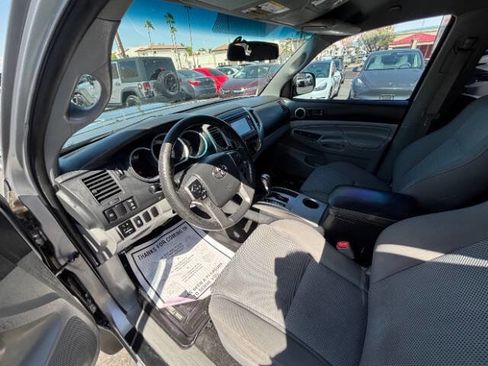 Used 2014 Toyota Tacoma PreRunner w/ TRD Sport Package RWD image 12