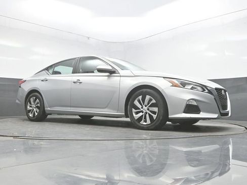 Used 2021 Nissan Altima 2.5 S image 23