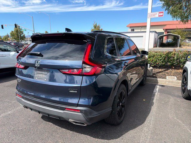 Used 2024 Honda CR-V Sport Touring image 4