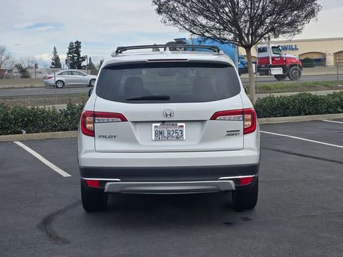 Used 2020 Honda Pilot Touring image 5