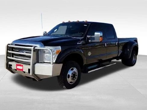 Used 2015 Ford F350 Platinum image 4
