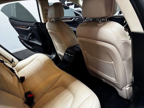 Used 2019 Maserati Ghibli S image 51