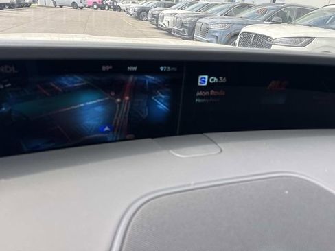 New 2026 Lincoln Nautilus Premier AWD/4WD image 23