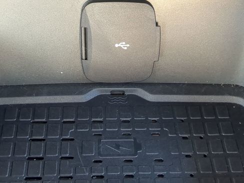 Used 2024 Ford Bronco Wildtrak image 52