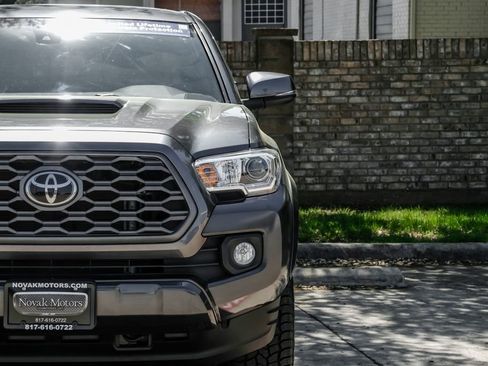 Used 2023 Toyota Tacoma TRD Sport AWD/4WD image 57