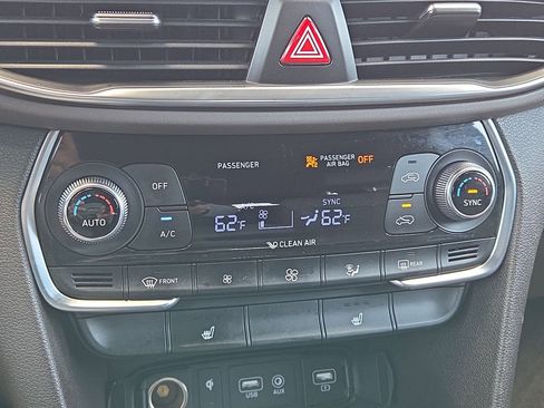 Used 2020 Hyundai Santa Fe SEL w/ Convenience Package FWD image 37