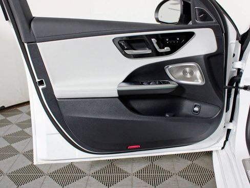 Used 2026 Mercedes-Benz C 300 4MATIC Sedan image 10