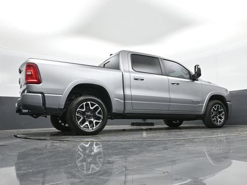 Used 2025 RAM 1500 Laramie AWD/4WD image 39
