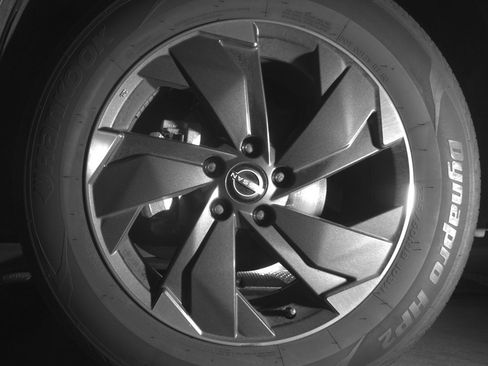 Used 2025 Nissan Rogue SV image 12