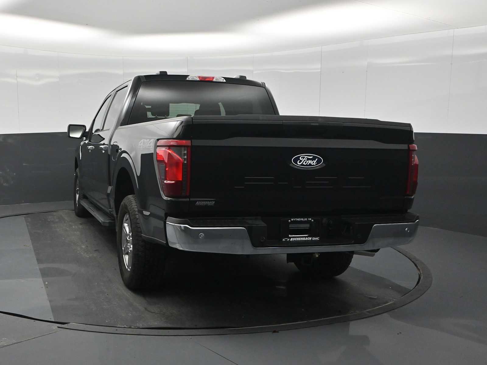Used 2025 Ford F150 XLT w/ Equipment Group 301A Standard AWD/4WD image 7