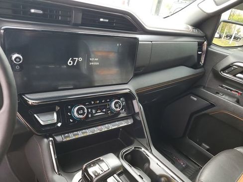 Used 2023 GMC Sierra 1500 AT4 w/ Technology Package image 27