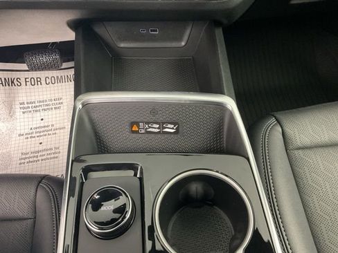 New 2026 Chevrolet Equinox LT w/ Convenience Package II image 19