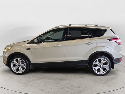 Used 2017 Ford Escape Titanium w/ Equipment Group 301A AWD/4WD image 8