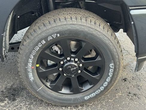 New 2026 RAM 2500 Big Horn AWD/4WD image 9