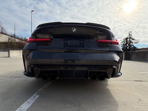 Used 2022 BMW M3 Competition w/ M Carbon Exterior Package image 7