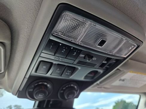 Used 2021 Toyota 4Runner Venture w/ Moonroof Package AWD/4WD image 33