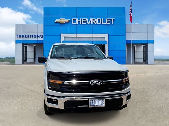 Used 2024 Ford F150 XLT w/ Mobile Office Package AWD/4WD image 4