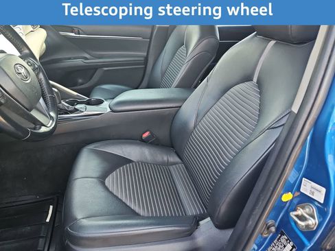 Used 2019 Toyota Camry SE image 16