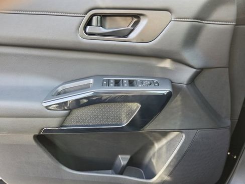 New 2026 Nissan Pathfinder SV AWD/4WD image 21