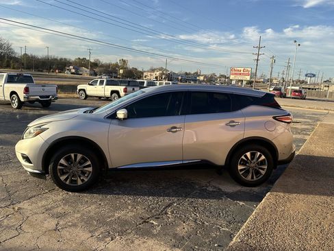 Used 2018 Nissan Murano SL w/ Cargo Package image 6