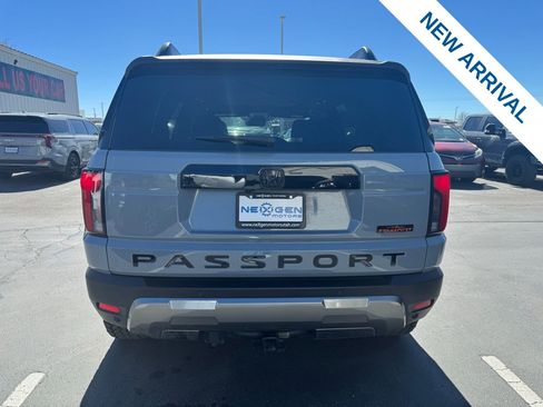 Used 2026 Honda Passport TrailSport image 6