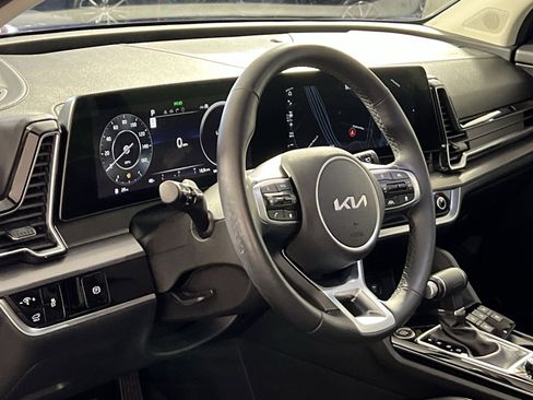 Used 2023 Kia Sportage SX image 16