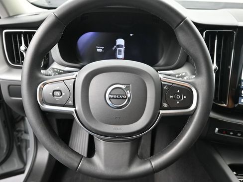 Used 2024 Volvo XC60 B5 Core w/ Protection Package Premier AWD/4WD image 10