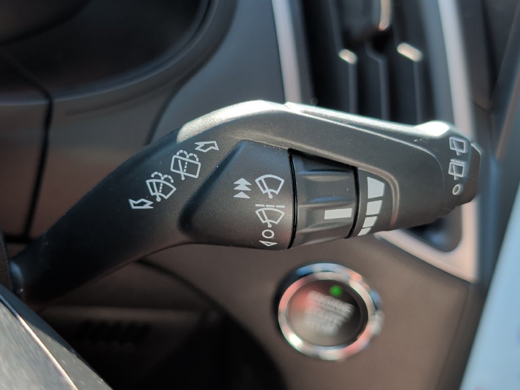 Used 2024 Ford Edge SEL AWD/4WD image 46