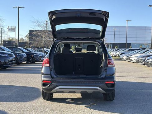 Used 2022 Volkswagen Taos S FWD image 15