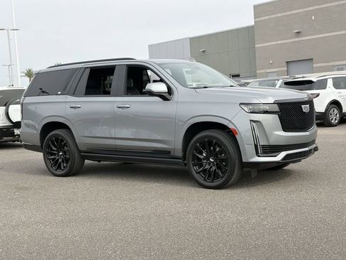 Used 2023 Cadillac Escalade Sport Platinum w/ LPO, ONYX Package AWD/4WD image 4