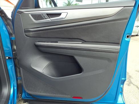 Used 2024 Volkswagen Atlas Cross Sport SE image 24