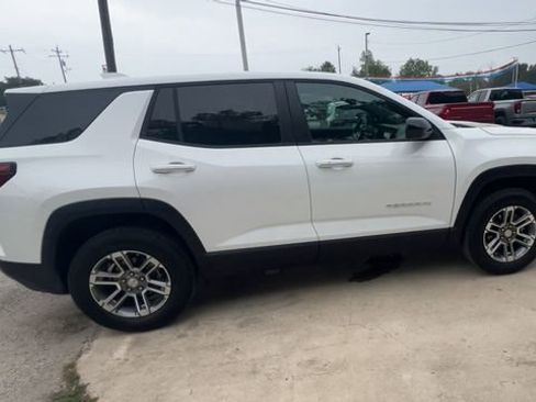 Used 2026 GMC Terrain Elevation FWD image 9