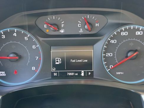 Used 2021 Chevrolet Traverse LT image 29