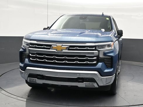 Used 2024 Chevrolet Silverado 1500 LTZ RWD image 9