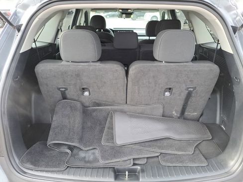 Used 2021 Kia Sorento LX FWD image 26