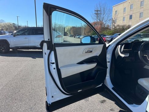 Certified 2026 Toyota Crown Limited w/ Advanced Technology Package image 35