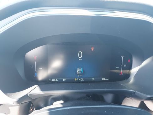 Used 2025 Ford Escape Active AWD/4WD image 18