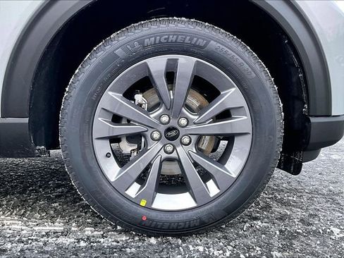 New 2026 Ford Explorer Active w/ Active Comfort Package image 13