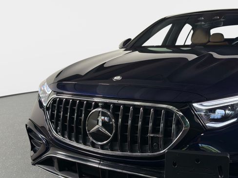 Used 2025 Mercedes-Benz E 53 AMG e 4MATIC Sedan image 11