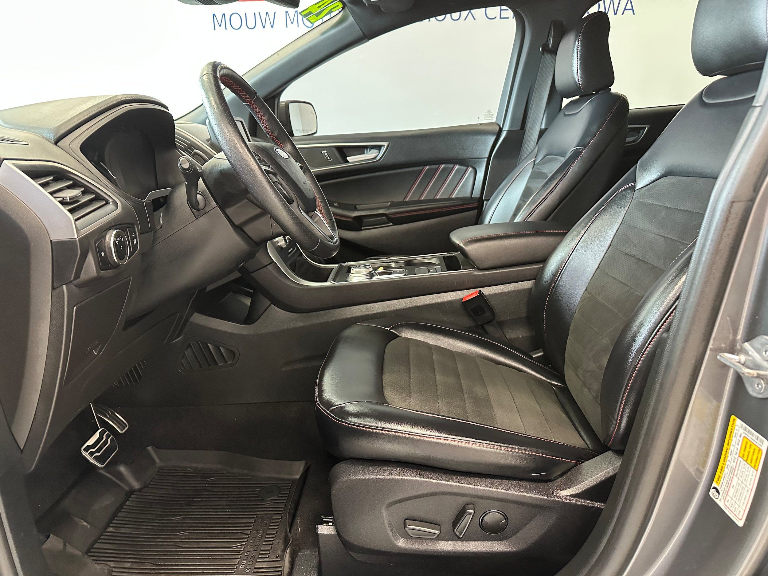 Used 2024 Ford Edge ST-Line AWD/4WD image 10