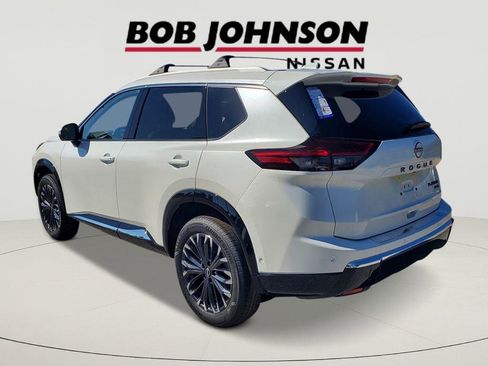 New 2026 Nissan Rogue Platinum image 5