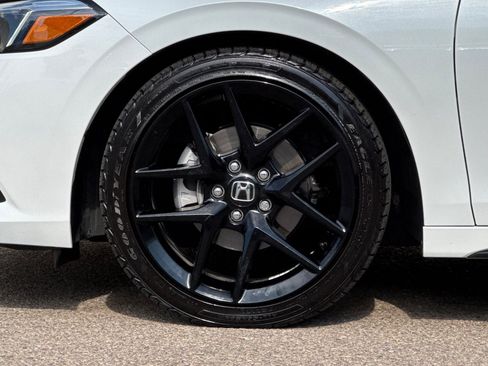 Certified 2024 Honda Civic Sport image 12