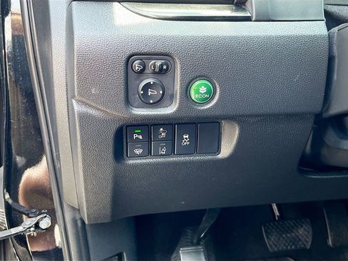 Used 2025 Honda Passport Black Edition image 10