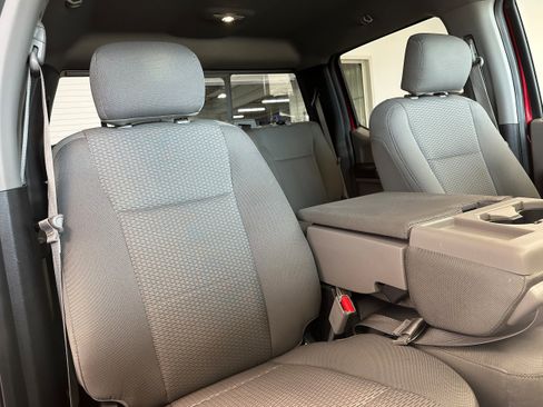 Used 2016 Ford F150 XLT w/ Equipment Group 302A Luxury AWD/4WD image 16