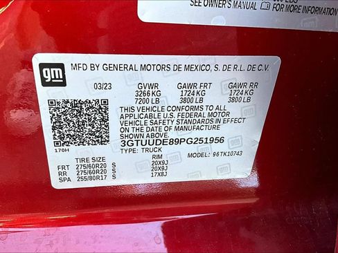 Used 2023 GMC Sierra 1500 SLT w/ SLT Premium Package AWD/4WD image 36